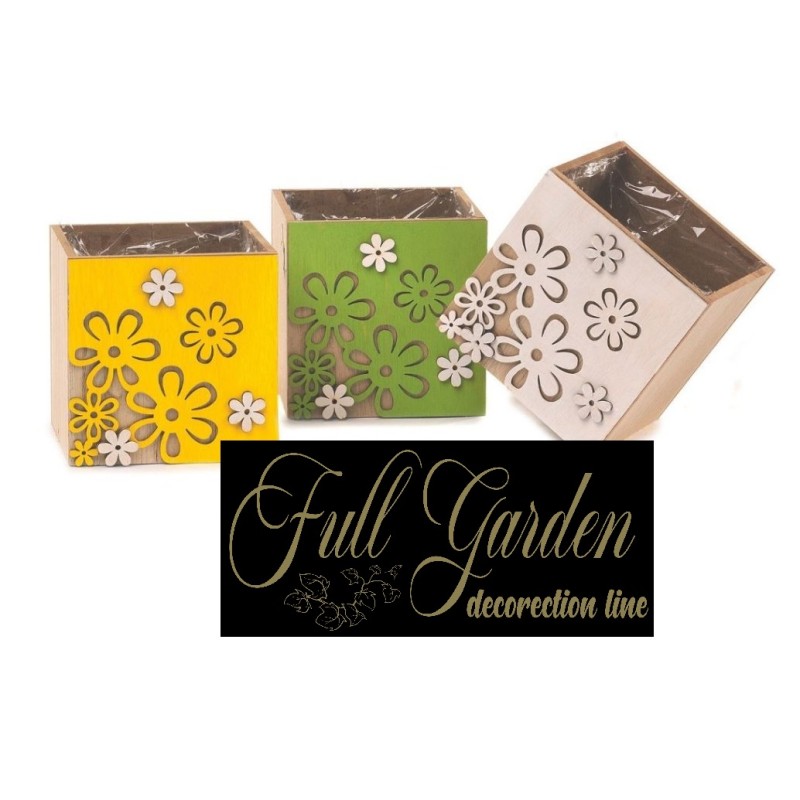 CASSETTA  LEGNO QUADRA CON FIORI TRAFORATA 10X10